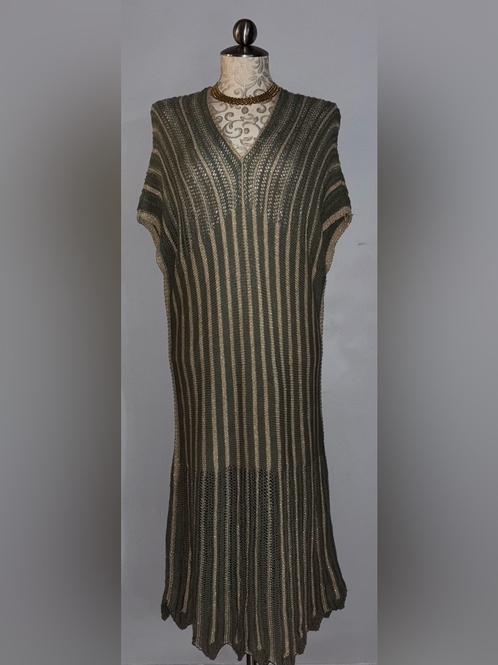 Floris made in Italy V-Neck Striped Midi Dress in Olive Green Sz Small/Medium #A